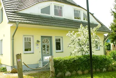 Gemütliche Doppelhaushälfte mit Garten für bis zu 6 Pers. - Haus Windlicht