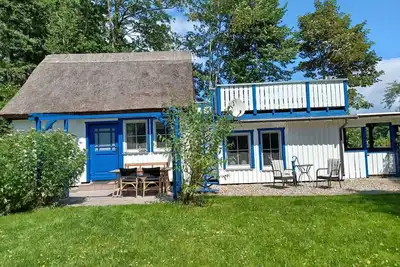 Vacation home Bredow - quiet and idyllic location in the Baltic seaside resort of Prerow