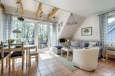 Cozy apartment, centrally but quietly located, for 4 persons + toddler, sauna, Wlan