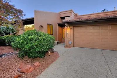 Image de Geronimo Lookout ~ 2 Bedroom With Community Pool ~ Best Location