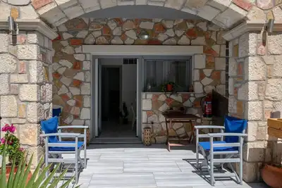 Image de Golden Dolphin Studios - 2 Bedroom House on the beach