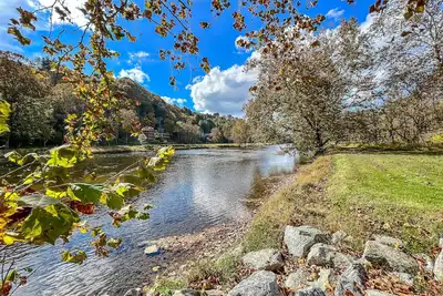 Image de Cozy Up in the Carolina Mtns–The Perfect Winter Escape Await@RiversideEscape2