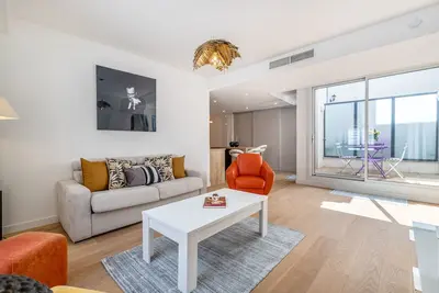 Image de Modern 2-bed Apartment Steps to La Croisette!