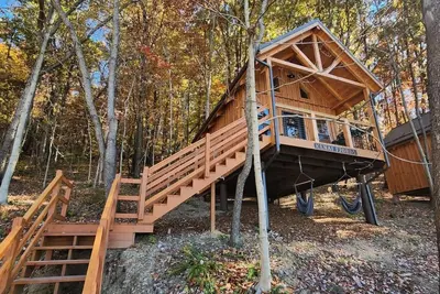 Image de Kenai Fjord/Lakeview 4-6 Person Midsize Cabin
