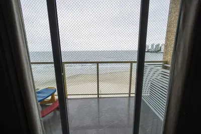 Top seafront apartment in pitangueiras