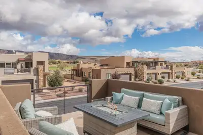 Image de Desert Skies at The Ledges Golf Club, Amenities Included!