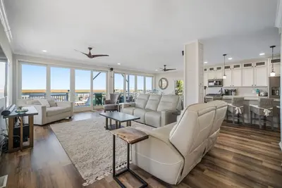 Image de 920 N Shore Drive · Brigantine Bay Breeze! Sleeps 16