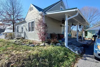 Image de Charming 3br/2 bath house, 5 mins from downtown