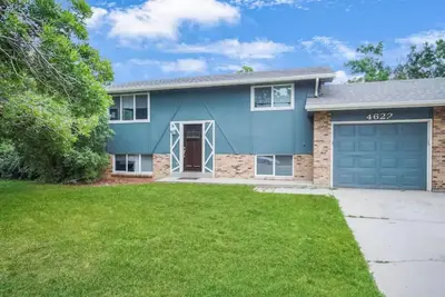 Image de Large 5 bedroom * Wheat Ridge * Central * 2 Kings!