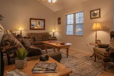 Image de Sasquatch Lodge A: Mountain Views & Family Fun!