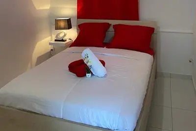 Image de Le Lodge Phoenix, F2 dans résidence avec piscine