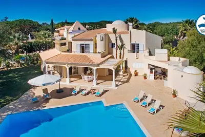 Image de Amazing Villa W/ Large Pool, A/C, Wi-Fi, Close To The Beach