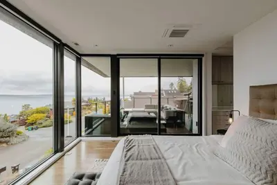 Image de Stunning Panoramic Views Hot Tub Modern 4br Home