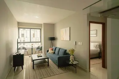 Image de 1br|1ba Apartment W/ pool, gym, high speed WiFi