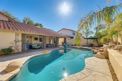 Image de Golf, Swim, Soak! Family-Friendly Scottsdale Home