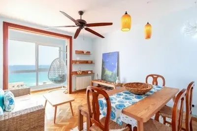 Image de th163 Appartement · Tarragone · 3 chambres · 3 lits · 2 bain