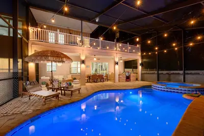 Image de Stunning Thonotosassa Home ~ 7 Mi to Ocean!