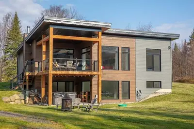 Image de Accès au Lac Memphrémagog - Spa - Cristal
