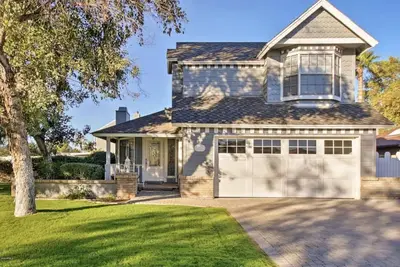 Image de Charming, Spacious Home - Great Location in Scottsdale, Az!