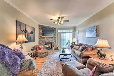 Image de 1 Mi to Beech Mountain Resort: Banner Elk Condo!