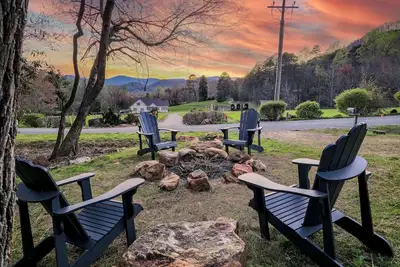 Image de Stunning View, 2/1 Cottage, Firepit, Creek, Pets Welcome