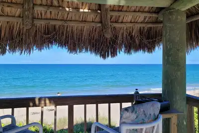 Image de Lil Island Beach House Coastal Pet Friendly Escape w/ Patio & Private Beach