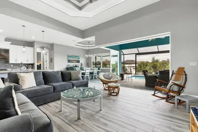Image de 🥇 Awesome 3bd home with access to canal (Ch899)