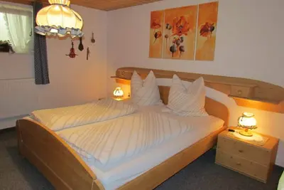 Image de Cozy vacation apartment with terrace