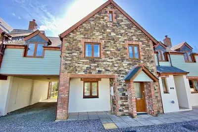 Image de Genesta -  countryside views with parking, 5 minute drive to Rock