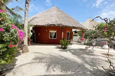Image de Résidence du Port direct access to the beach-lady of the house -stove included