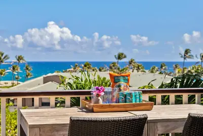Halana Malie - Ocean Views, A/C, Beautifully Furnished Halana Maile Sleeps 8, 3200 sq. ft