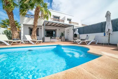 Image de Villa Ariana - Trois Chambres Villa, Couchages 6