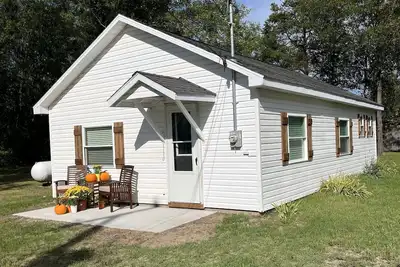 Image de Newly done cabin near Orv trails & AuSable River, walking distance to town Mio.