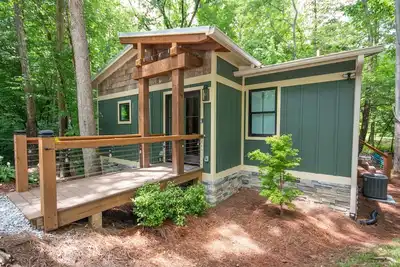 Creek front, Hot Tub, Starlink Wi-Fi, Firepit