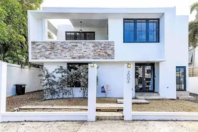 Image de Casa Blanca: Luxury Home by the Beach
