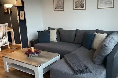 Image de New renovated apartment 72sqm. Right in the heart of Emden 🧡