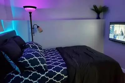 Image de Cozy 1 bedroom basement suite