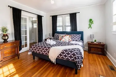 Image de Globetrotter's Suite in Historic Richmond w/ Patio