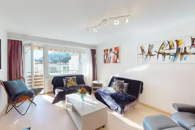 Image de Newly renovated and convenient apartment in an idyllic location in St.