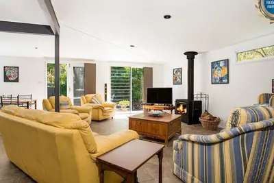 Image de Grey Gables - Pet Friendly with Fireplace + Pool + Spa + Sauna