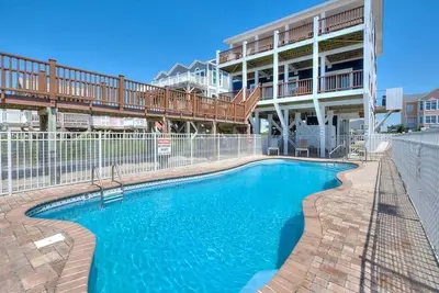 Image de 4br/4. 5ba Home - Oceanfront, Pool, Elevator, Sleeps 12