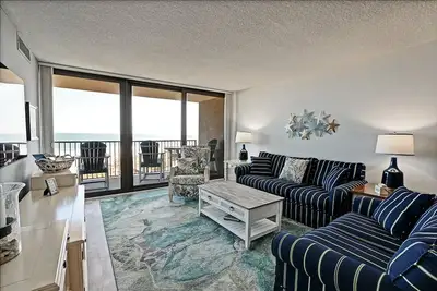 Image de Beautiful Views in this 2 bed/2 bath condo in amenity rich Sea Colony East! Can Book with adjacent property for a larger group! Wifi Available, Pool, Fitness Center, Private Beach, Tennis!