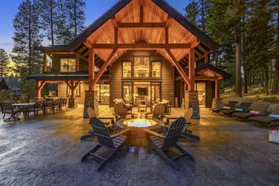 Image de 5Star Luxury|3 EnSuites|Overlooking RopeRider+Ev|Weekday Savings 3rd Nt On Us