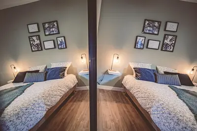 The Suite - Peaceful and a stone's throw from the train station