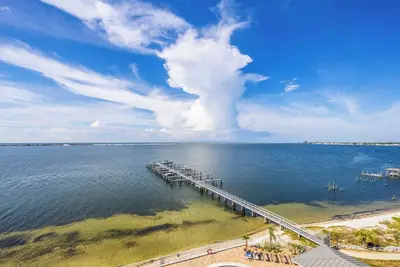 Image de Waterfront Listing In Beautiful Harbour Pointe! Gulf View, Too!