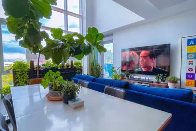 Image de Plant Paradise - Huge 2br/3bth Duplex With Private Terrace!