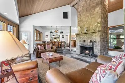 Golfside Oasis with Hot Tub, Sledding Hill & Foosball