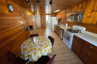 Image de Lovely 3 Br, Outdoorsman's Haven, Sled Access\/Atv