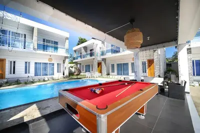 15bd guest-friendly complex, 2 pools, snooker, volley, Ac/WiFi/Cable Tv
