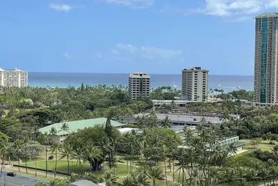 Waikiki Ocean&Sunrise View Studio